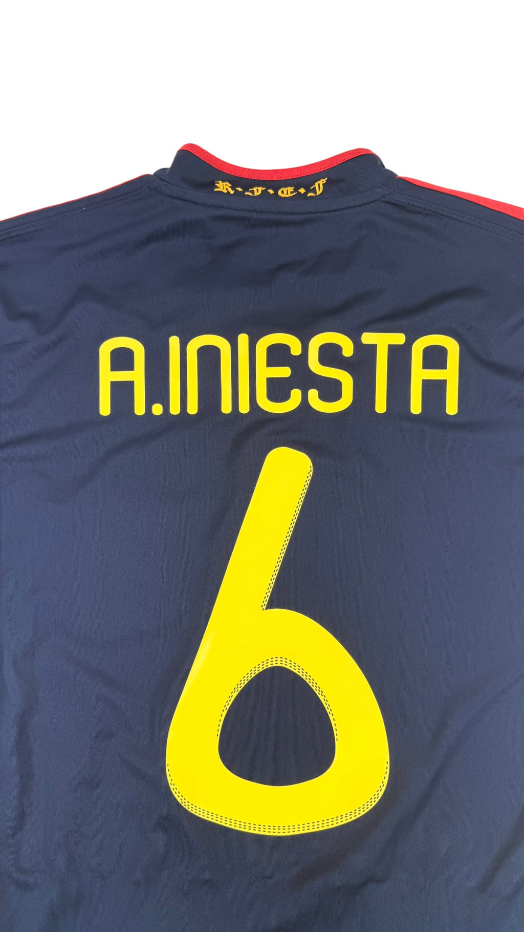 SPAIN 2010/11 AWAY SHIRT - #6 INIESTA (SIZE M)