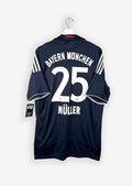 FC BAYERN MUNICH 2008/09 AWAY SHIRT - #25 MÜLLER (SIZE M)