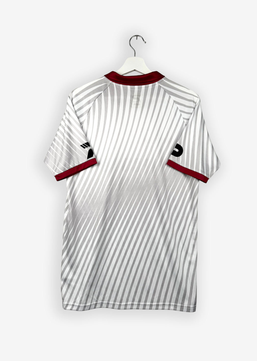 ZULTE WAREGEM 2014/15 AWAY SHIRT (SIZE L)
